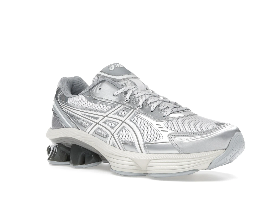 ASICS Gel-Kinetic Fluent White