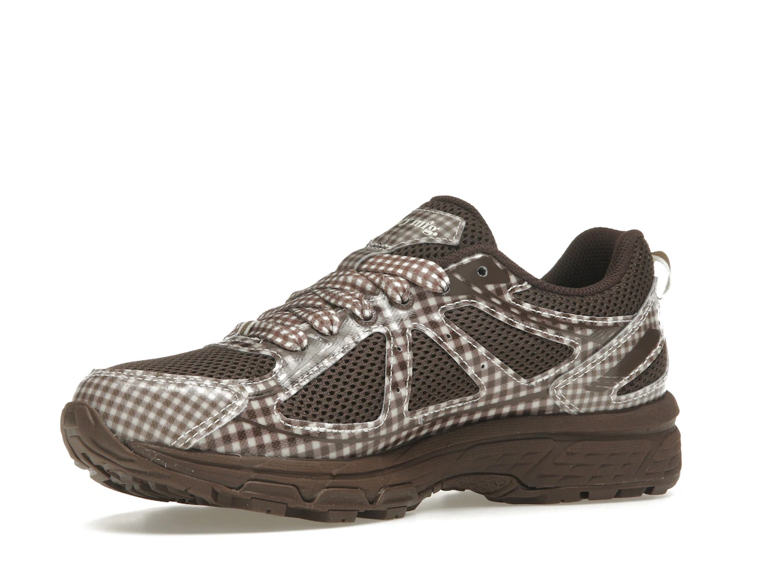 ASICS Gel-Venture 6 Story mfg. Reddish Brown Gingham