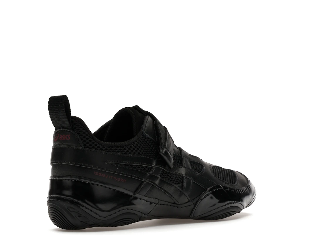 ASICS Hyper Taping Issey Miyake Black
