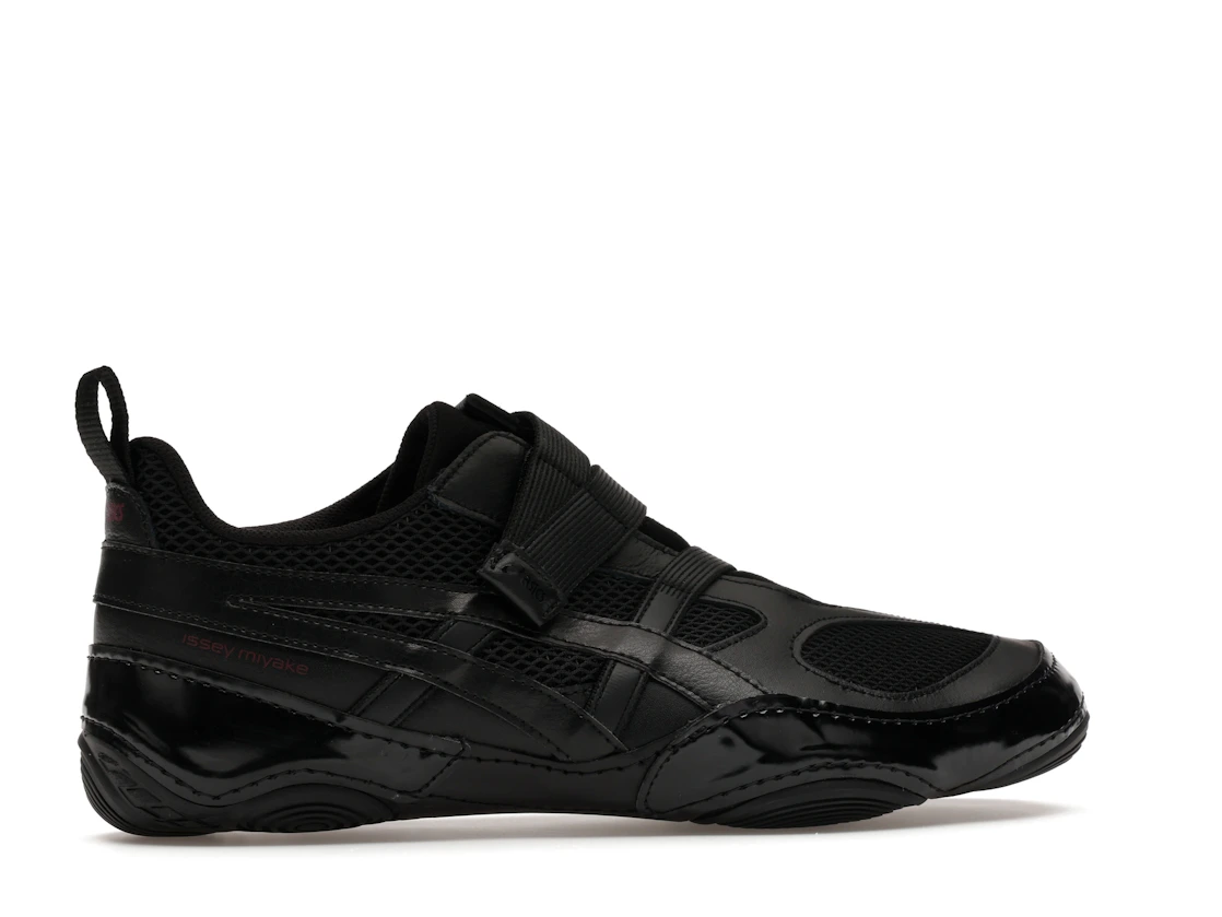 ASICS Hyper Taping Issey Miyake Black