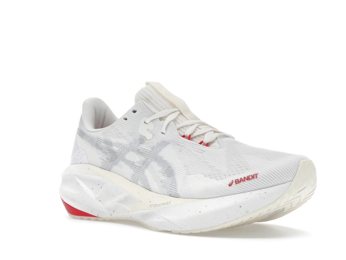 ASICS Novablast 5 Bandit