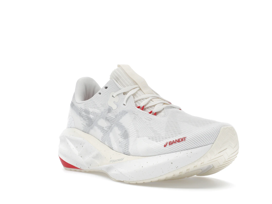 ASICS Novablast 5 Bandit