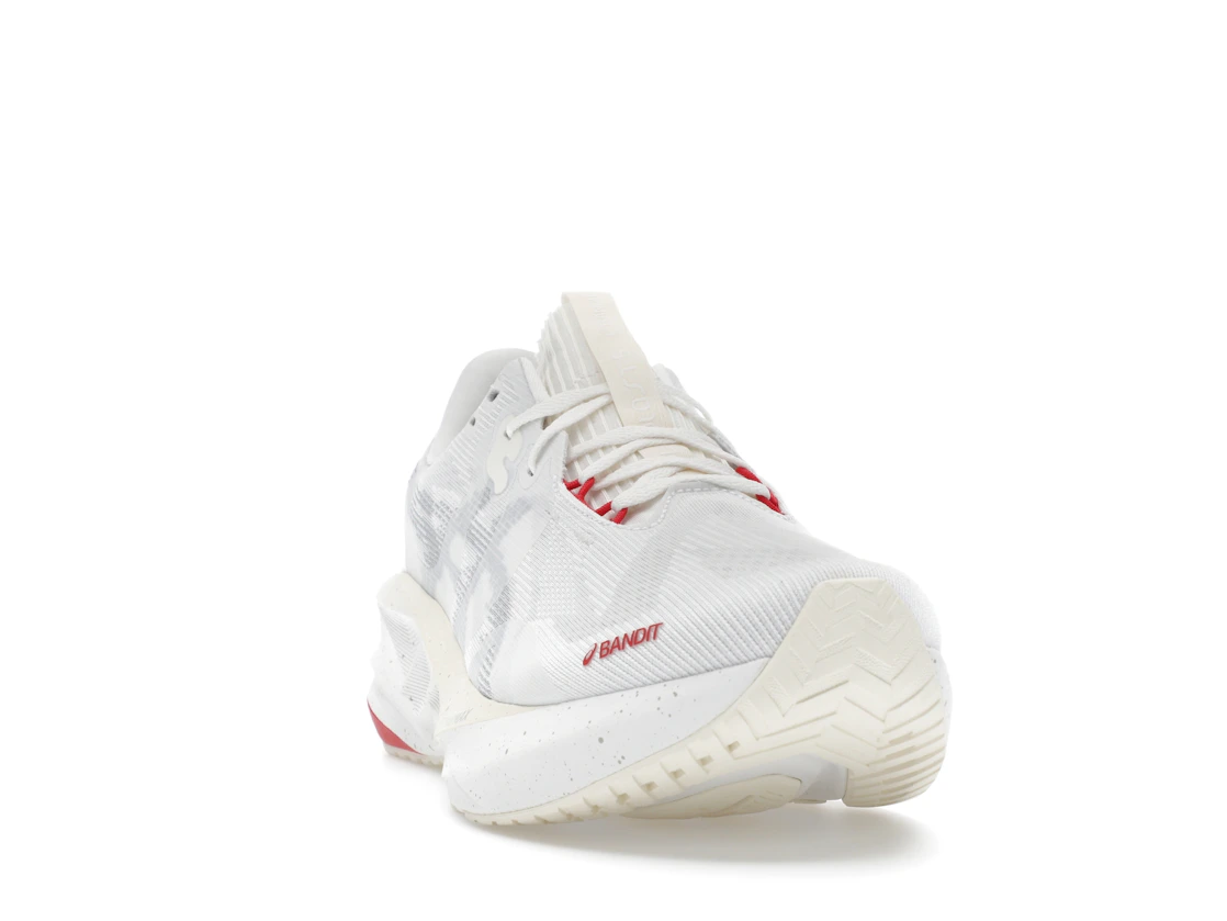 ASICS Novablast 5 Bandit