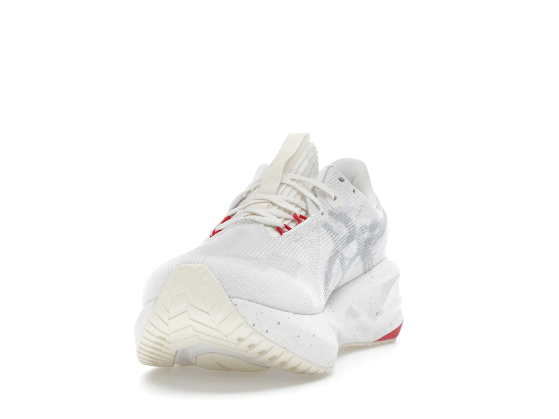 ASICS Novablast 5 Bandit