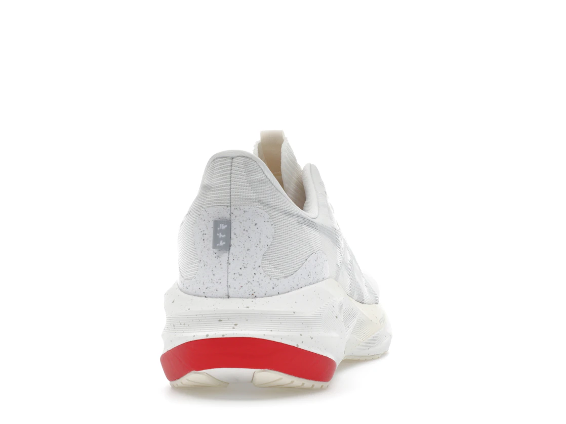 ASICS Novablast 5 Bandit