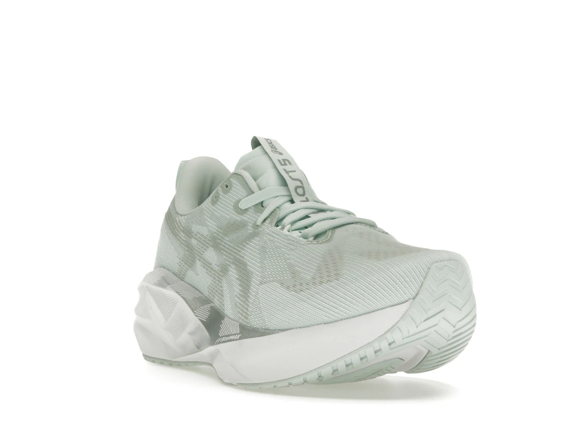 ASICS Novablast 5 Pure Aqua Seal Grey