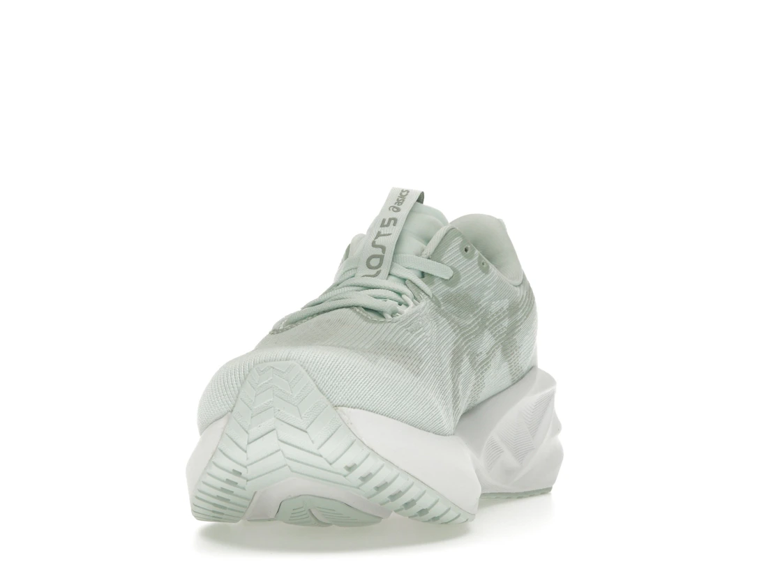 ASICS Novablast 5 Pure Aqua Seal Grey