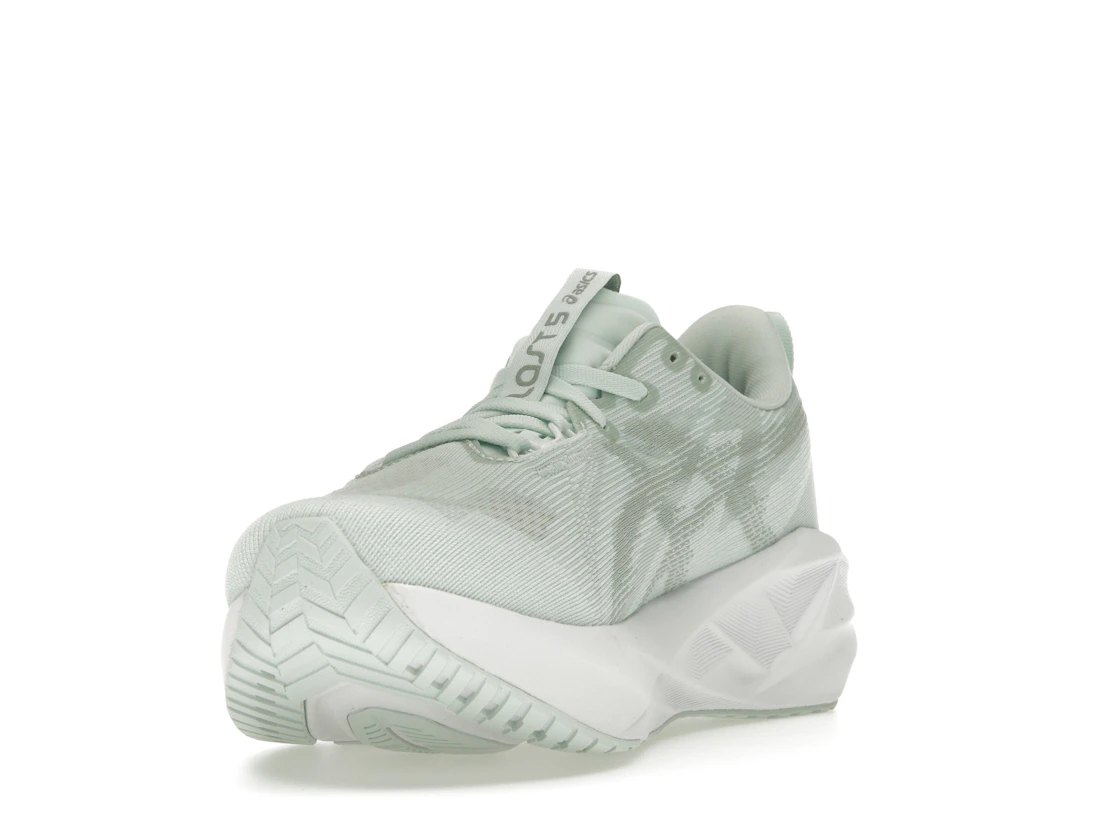 ASICS Novablast 5 Pure Aqua Seal Grey