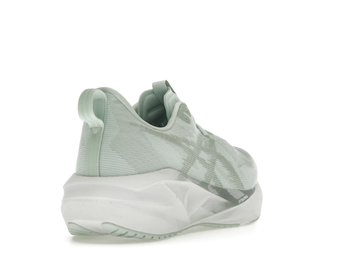 ASICS Novablast 5 Pure Aqua Seal Grey