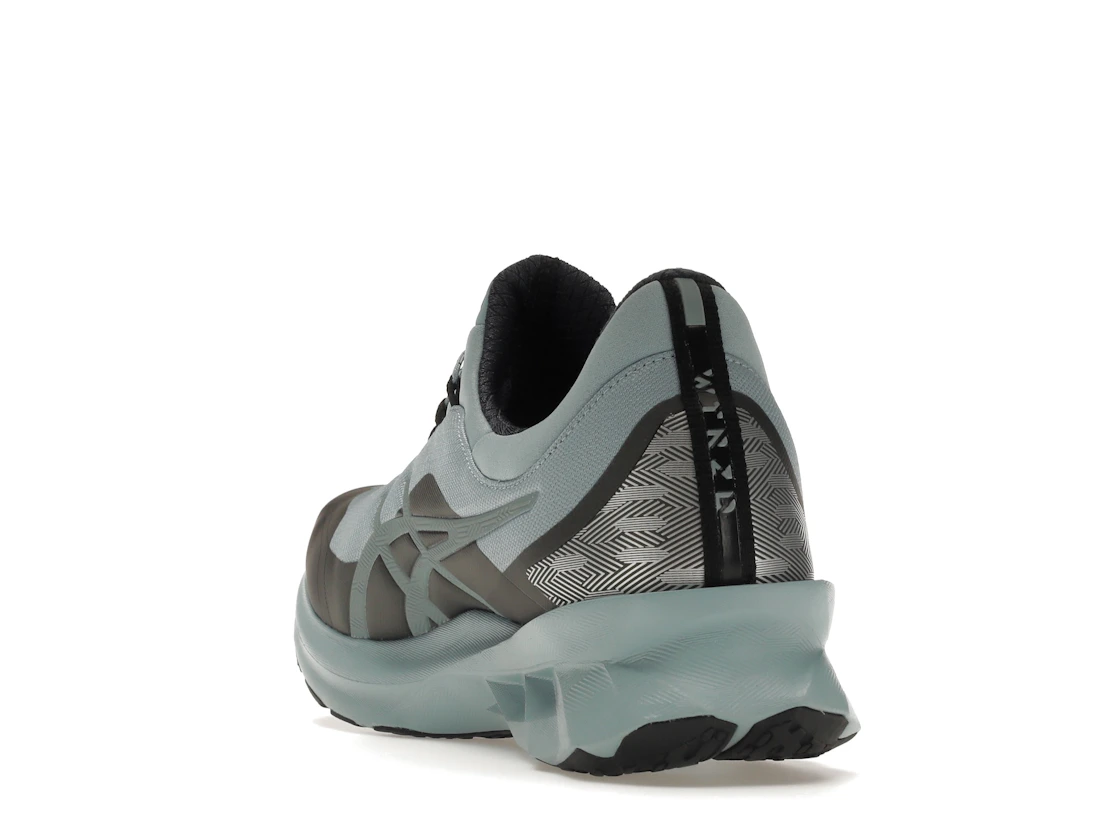 ASICS Novablast Light Steel