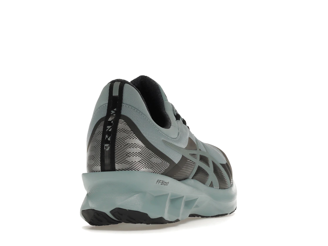 ASICS Novablast Light Steel