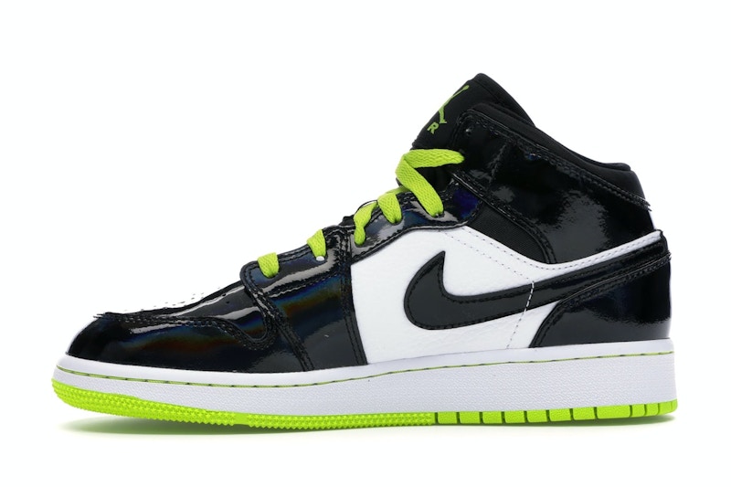 jordan 1 black cyber mystic green
