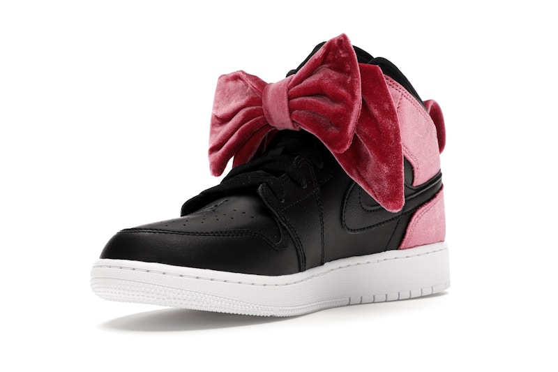 jordan 1 bow