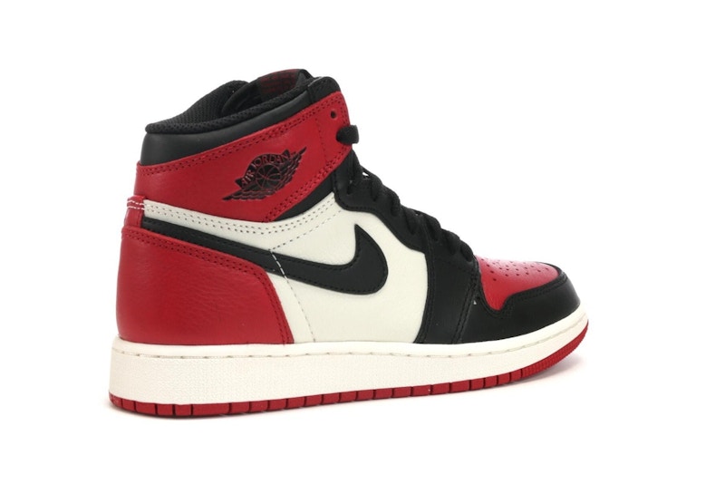 Bred toes jordans