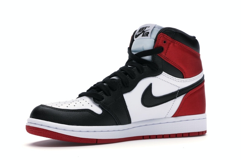 Stockx jordan 1 satin black toe clearance