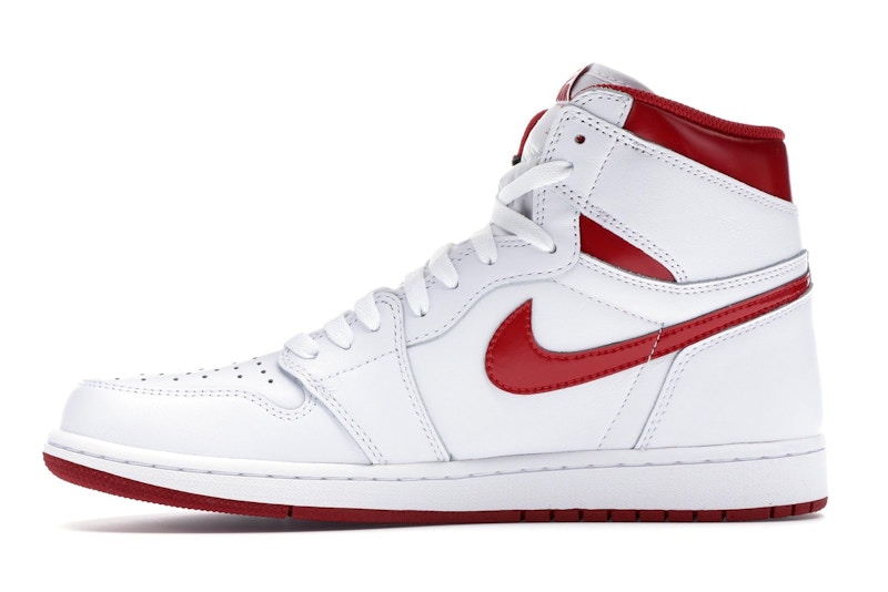 Air jordan 1 retro high metallic red