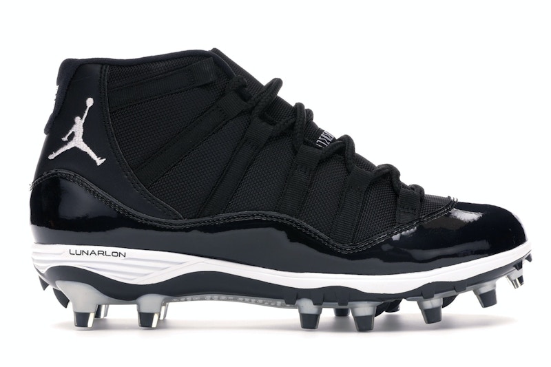 Jordan 11 Retro Cleat Black