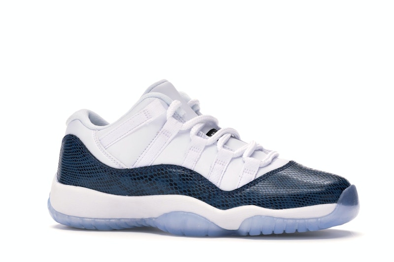 Grade school snakeskin 11s clearance