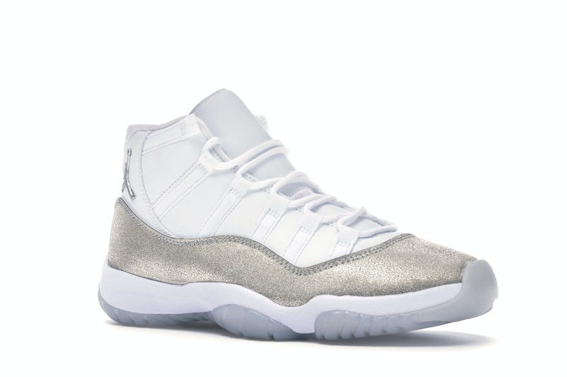 Gray and white 11 jordans clearance