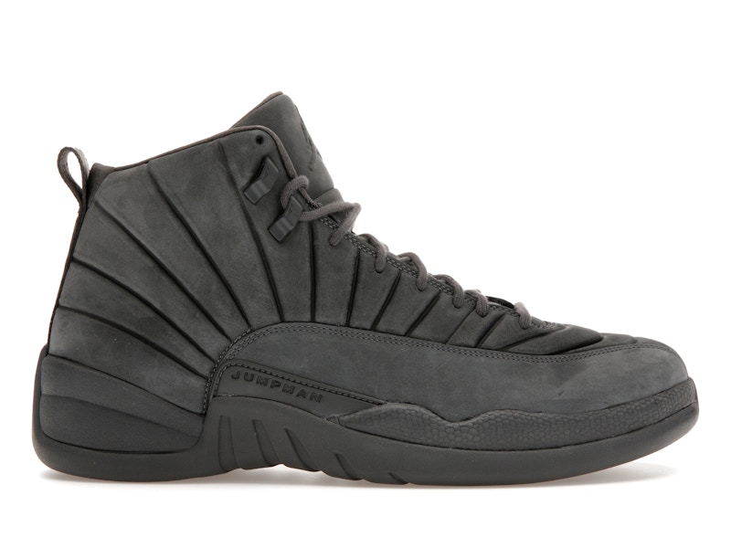 Jordan 12 kaws store