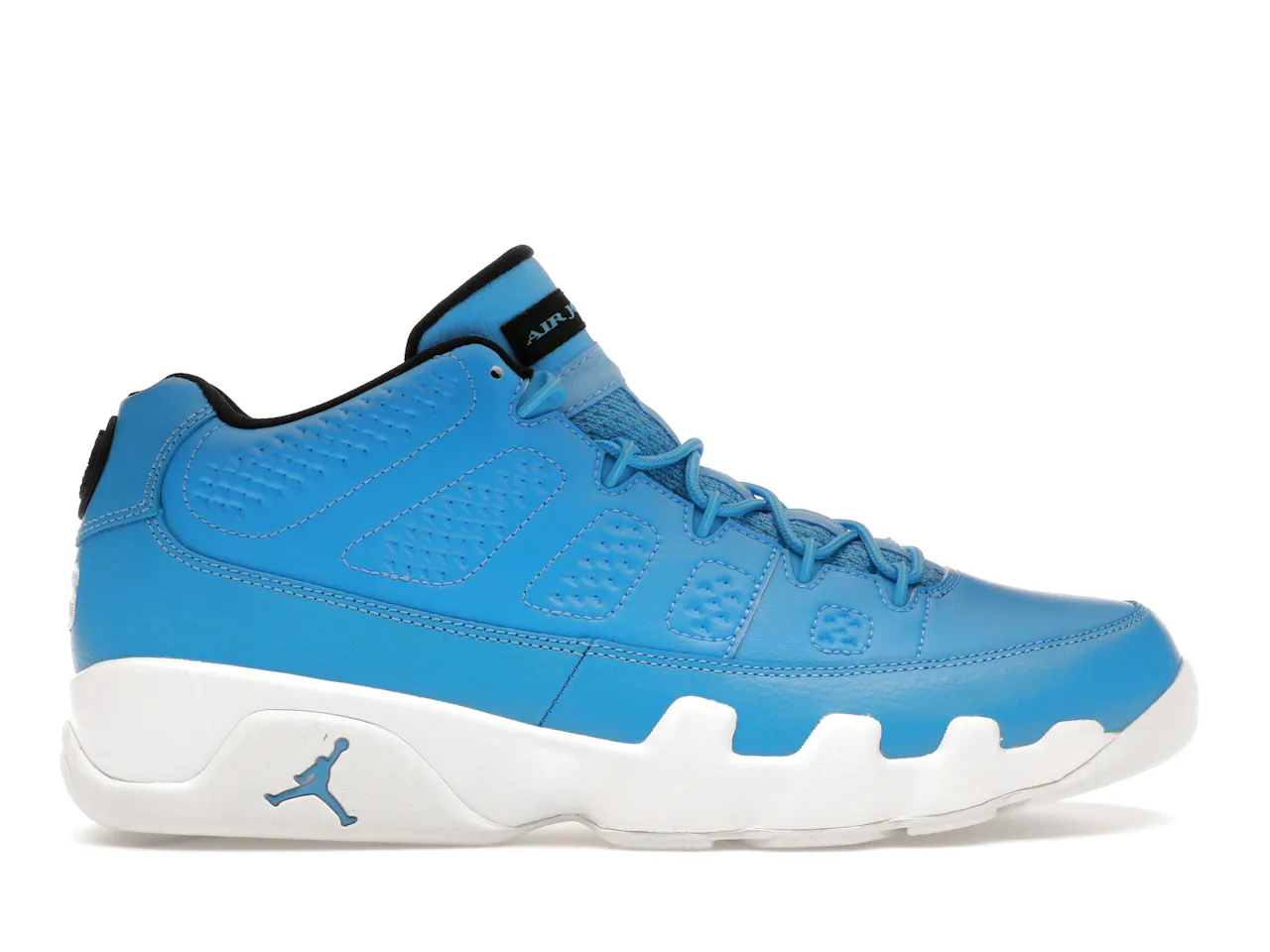 Jordan 9 Retro Low Pantone - 832822-401
