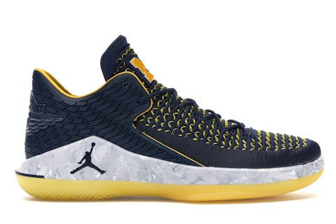 Jordan XXXII Low Michigan Men's AA1256-405 US - Main Image