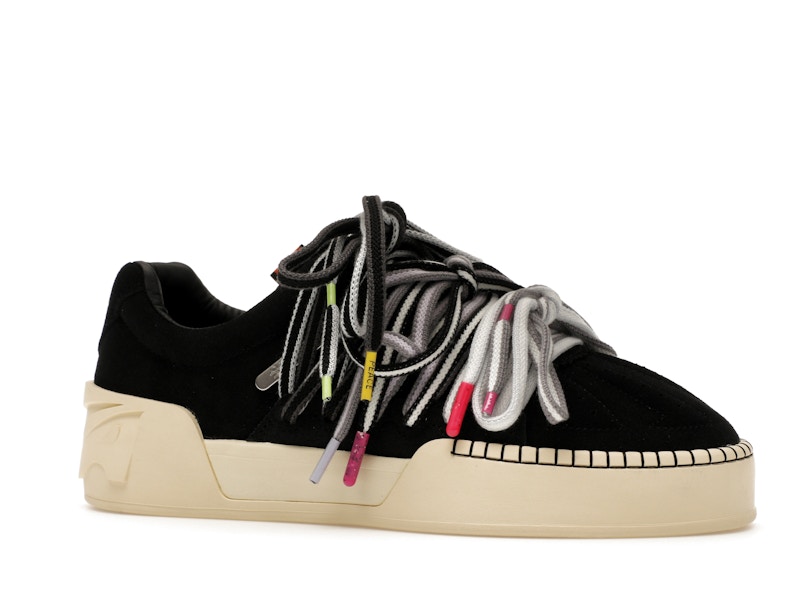 Anta Kai Hélà Black