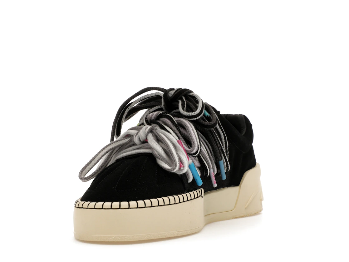 Anta Kai Hélà Black