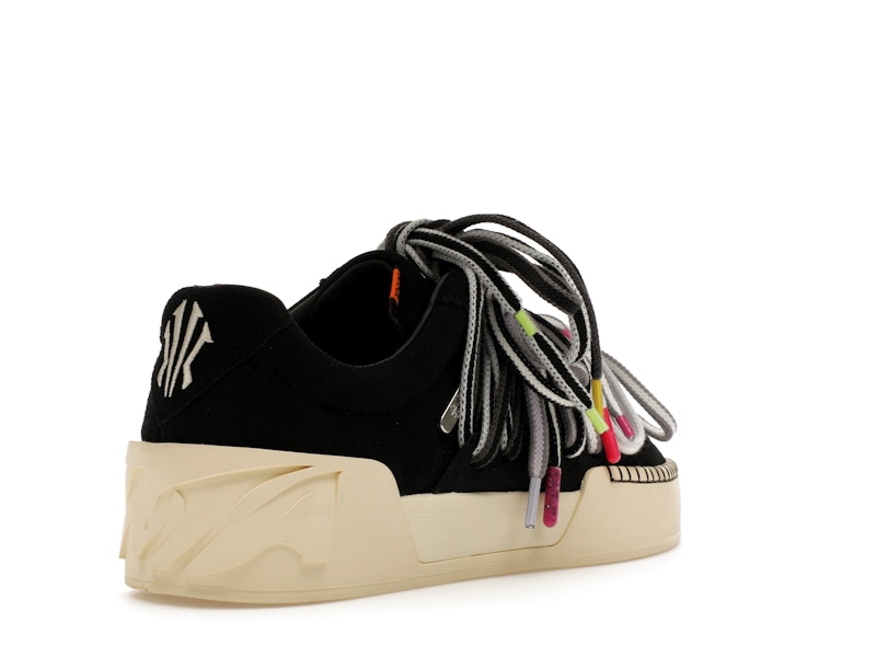 Anta Kai Hélà Black