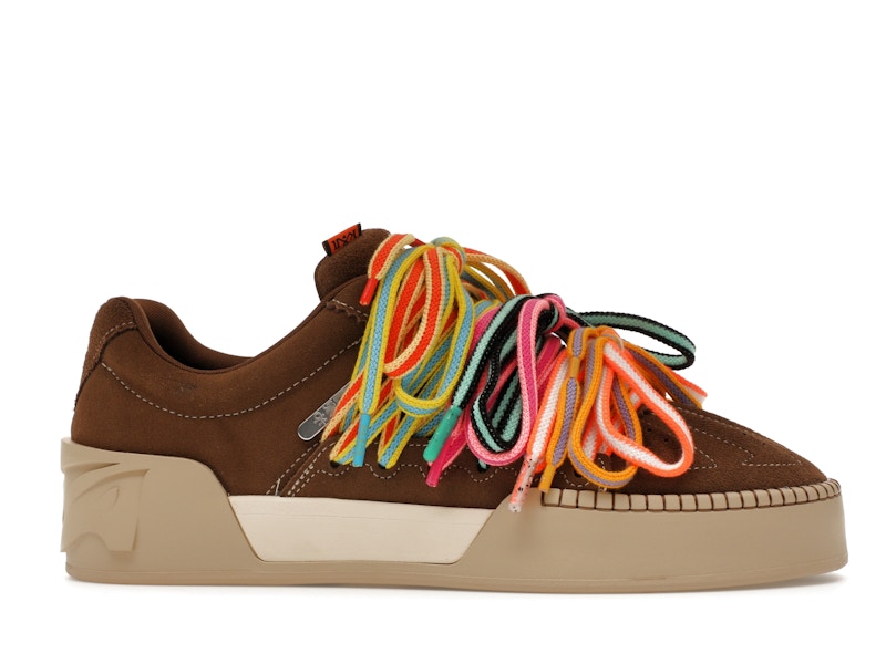 Anta Kai Hélà Brown