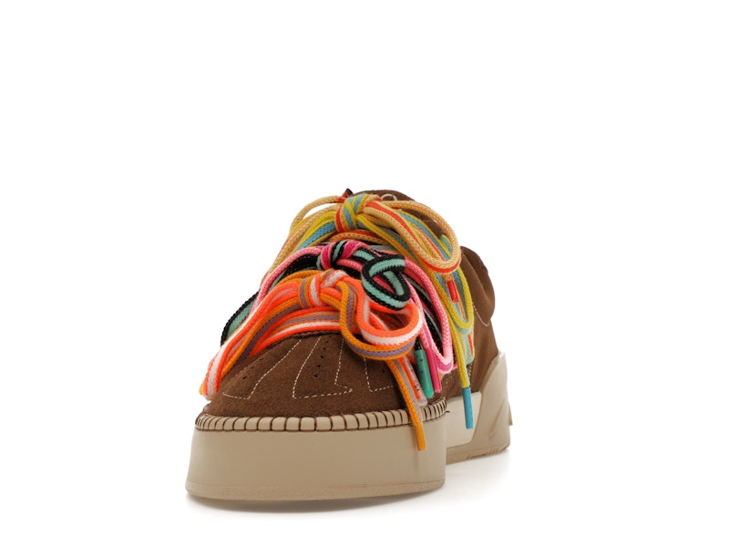 Anta Kai Hélà Brown