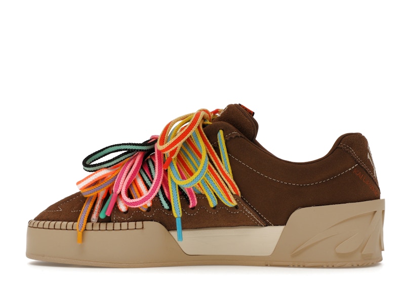 Anta Kai Hélà Brown