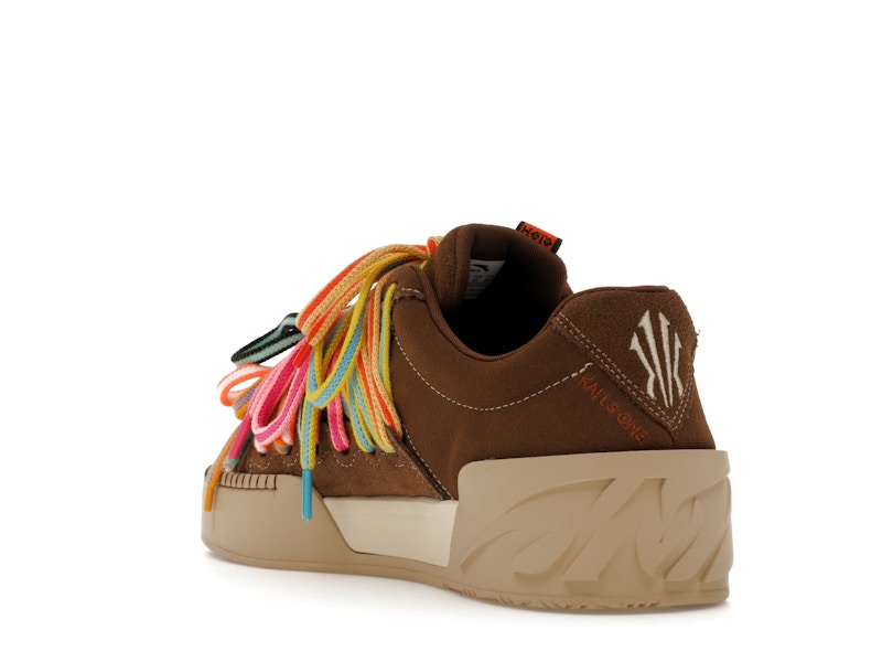 Anta Kai Hélà Brown