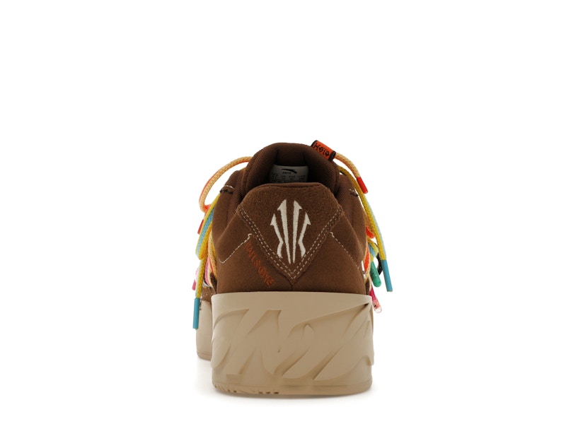 Anta Kai Hélà Brown