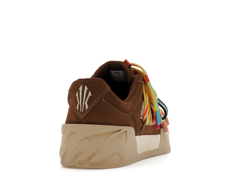 Anta Kai Hélà Brown