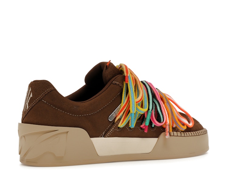 Anta Kai Hélà Brown