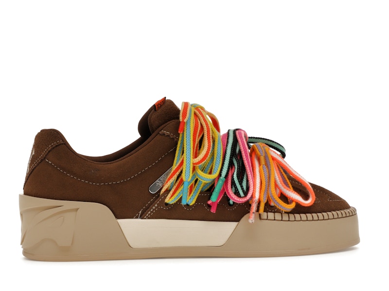 Anta Kai Hélà Brown