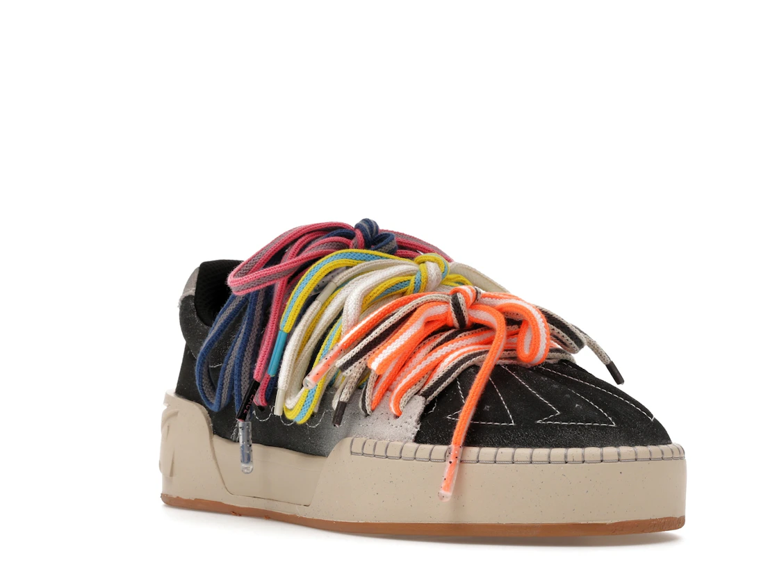 Anta Kai Hélà Roots Ombre Black