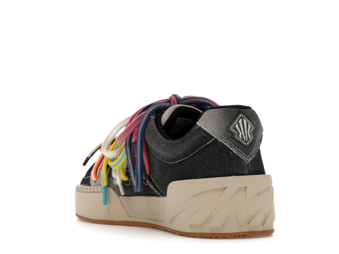 Anta Kai Hélà Roots Ombre Black
