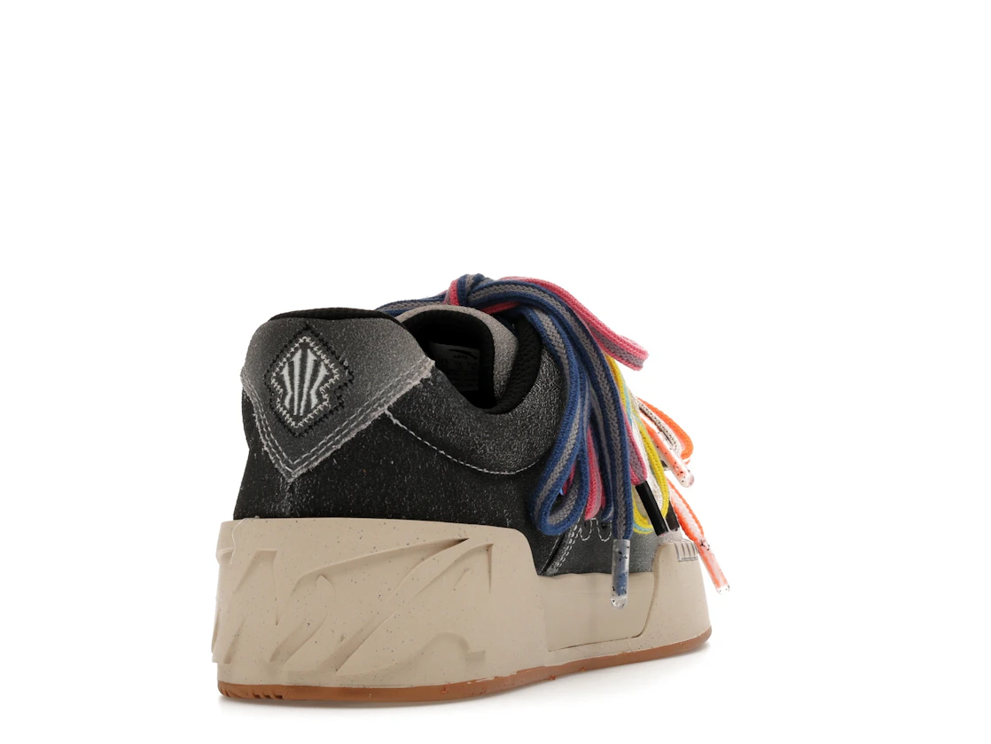Anta Kai Hélà Roots Ombre Black