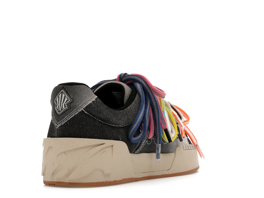 Anta Kai Hélà Roots Ombre Black