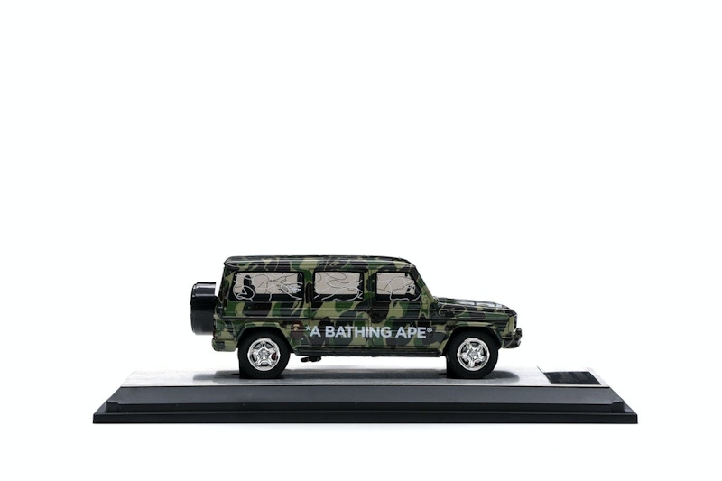 BAPE SCHUCO G550L（Schuco 1:43 Bape XXV 25th ANIVERSARY Benz
