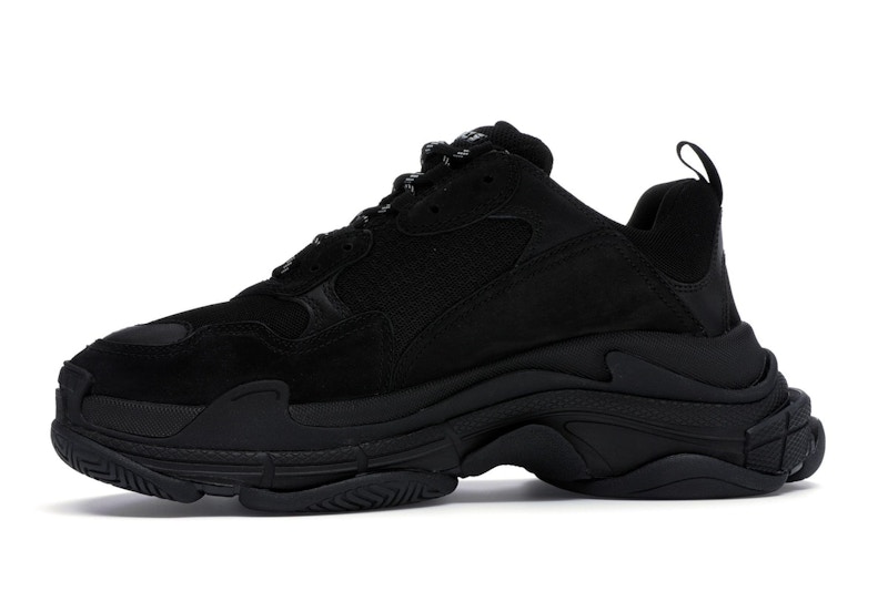 Balenciaga triple s black non distressed Clearance