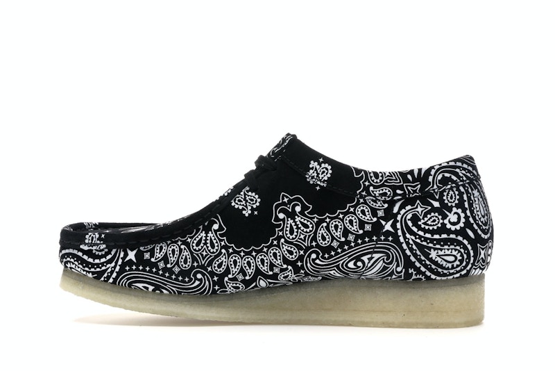 Supreme bandana clarks