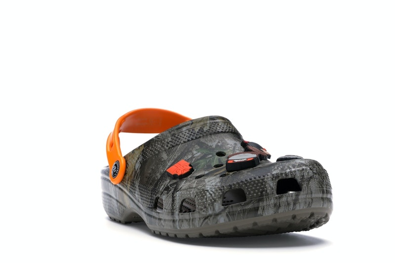 luke combs crocs stockx
