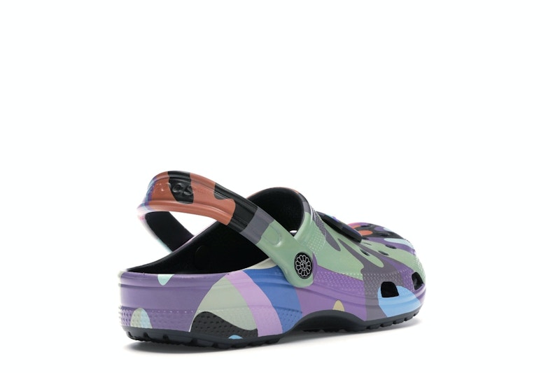 mens crocs classic clog takashi murakami x complexcon