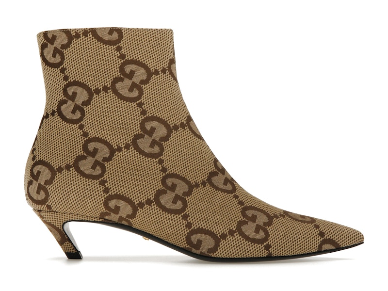 Gucci Botas de Tacon Bajo Beige de mujer 676555 UKO30 2582 US