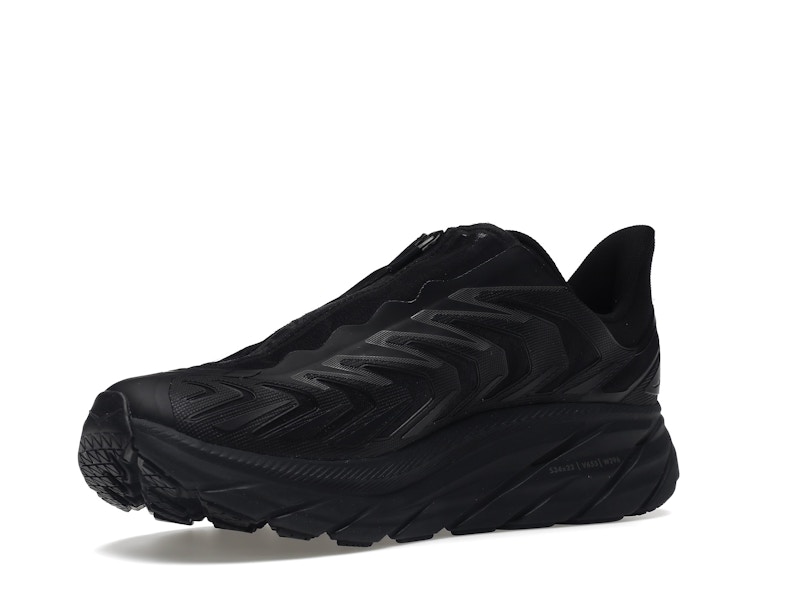 Hoka One One Project Clifton Triple Black