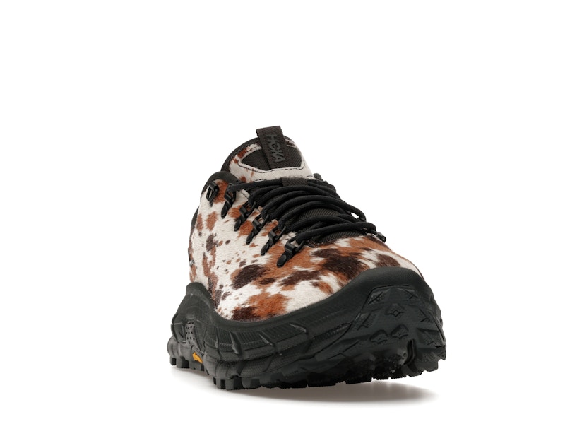 Hoka One One Tor Summit + Pirate Black