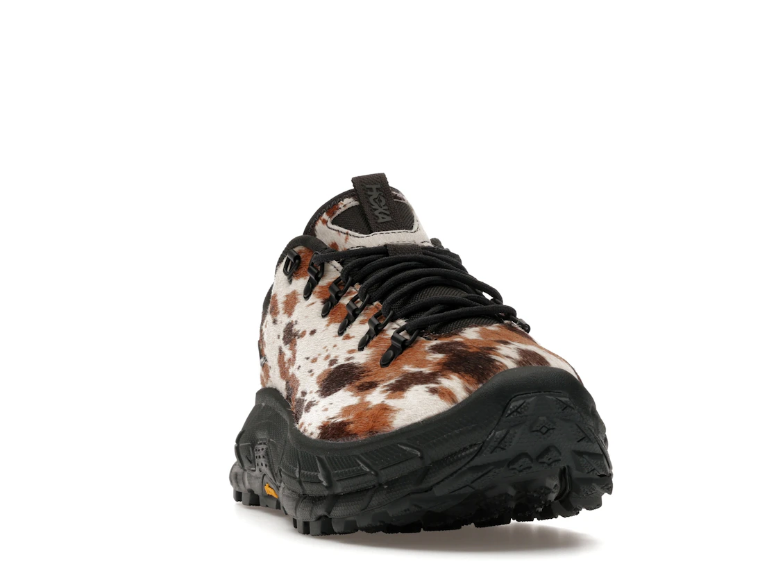 Hoka One One Tor Summit + Pirate Black